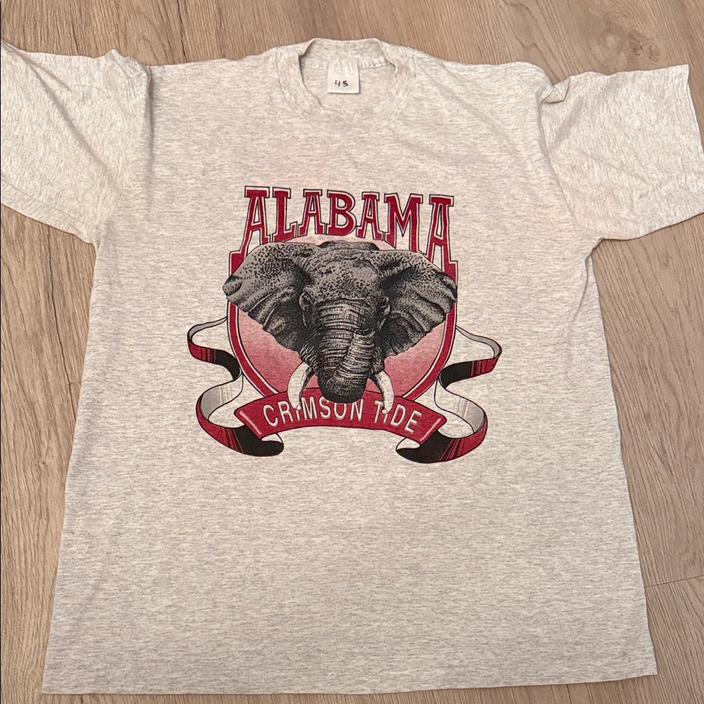Vintage Alabama Crimson Tide National Champions 1992 T-Shirt. Size Large